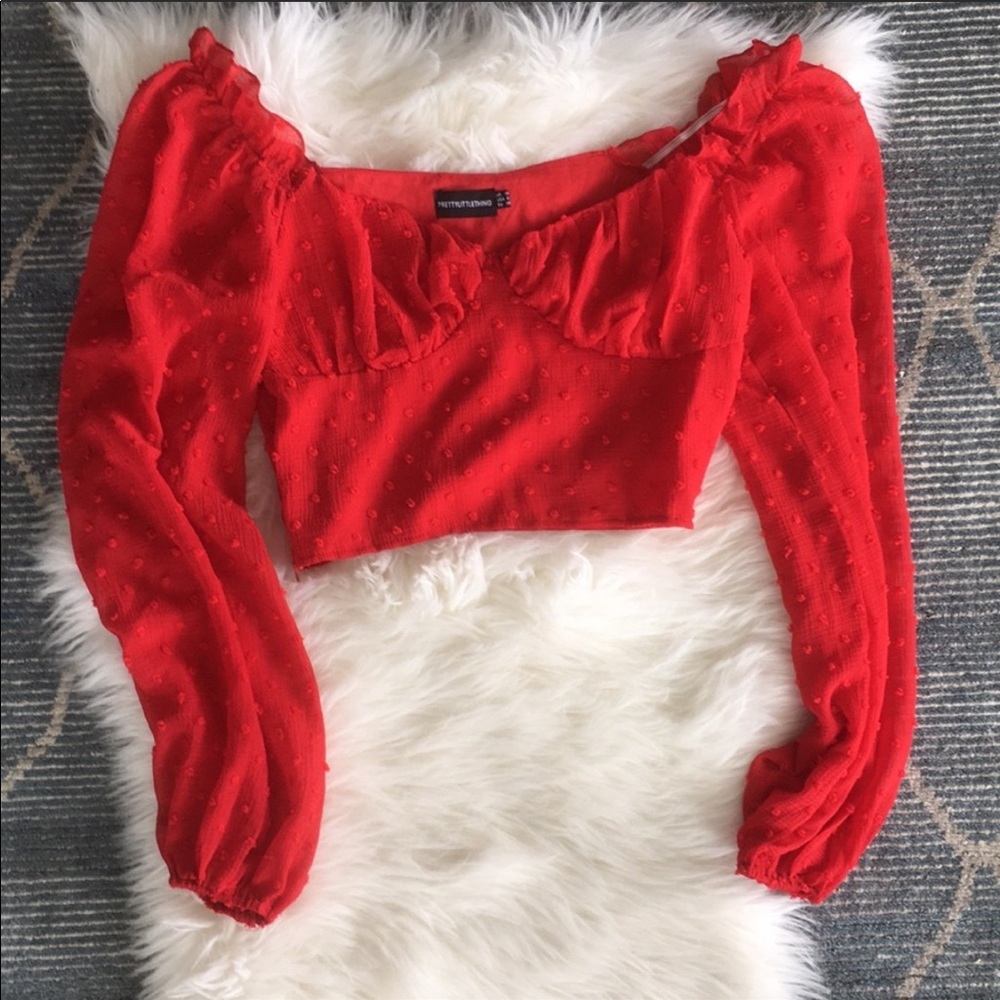 PrettyLittleThing Cropped Blouse